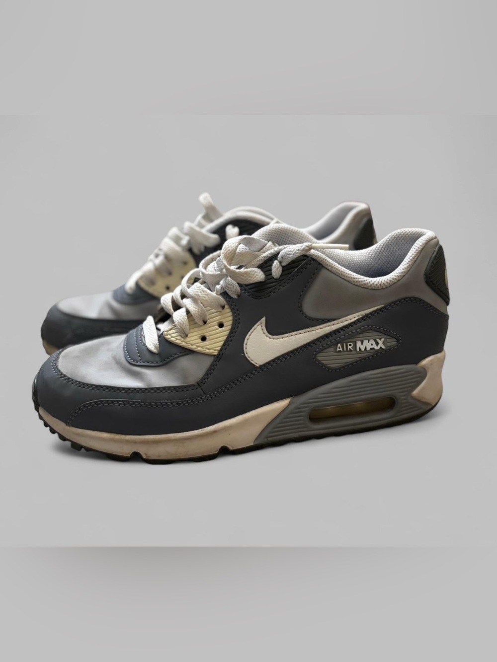 Nike Grey and White Air Max Unisex youth